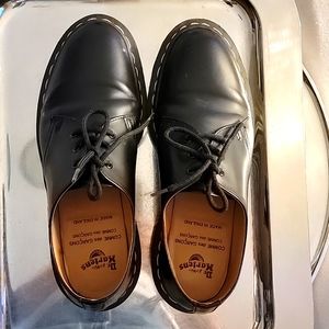 Doc Martens Comme des Garcons colab, classic Oxford. Black leather, size 8